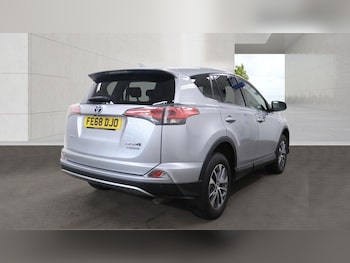 Used Toyota RAV4 2018 for sale - 78417041: Photo