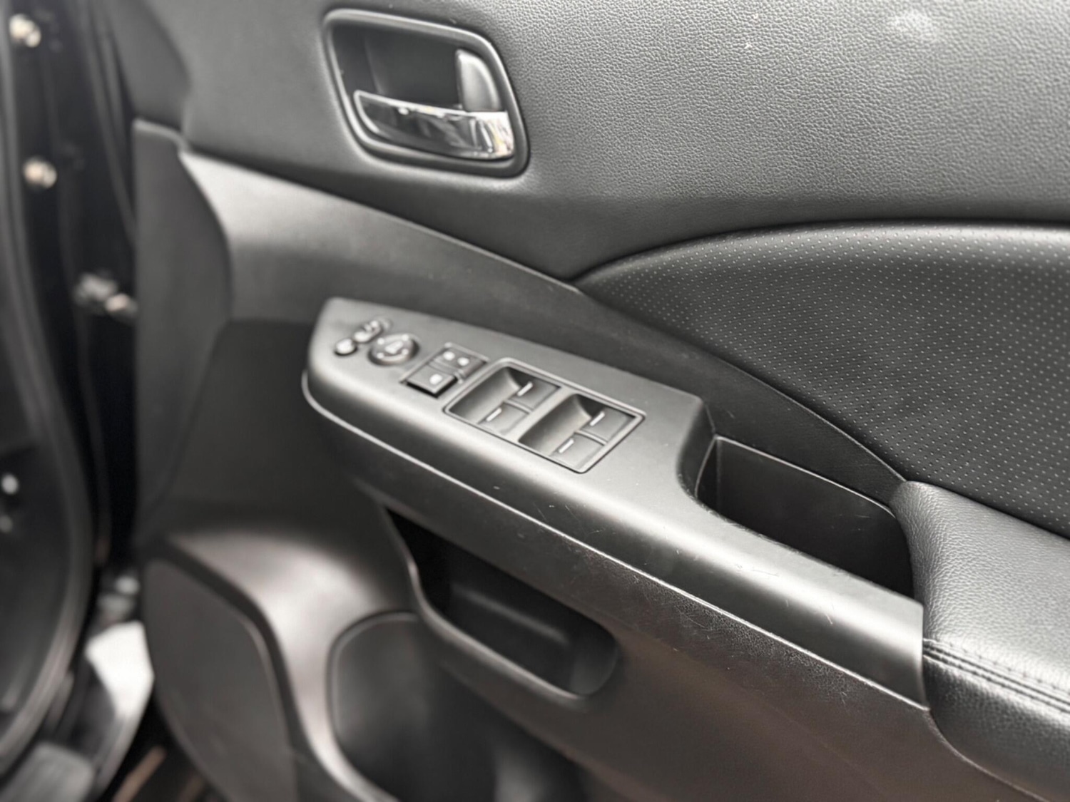 Used Honda CR-V 2014 for sale - 76918640: Photo 26