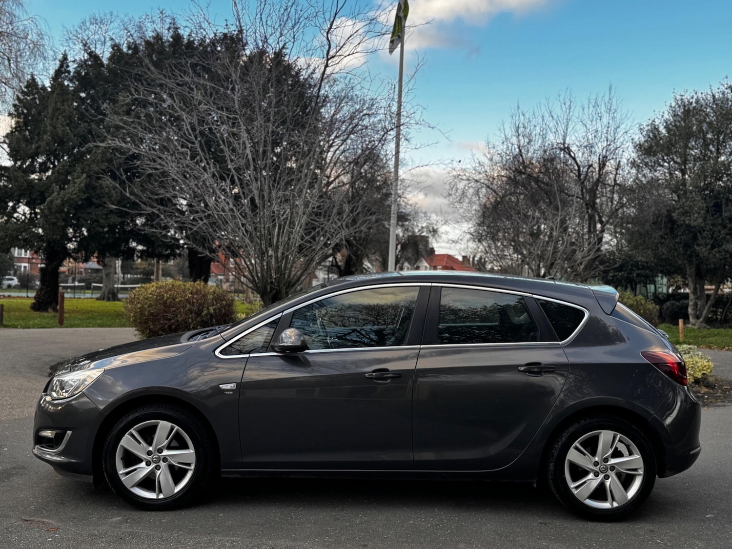 Used Vauxhall Astra 2015 for sale - 77050224: Photo 10