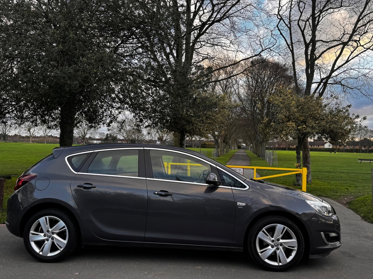 Used Vauxhall Astra 2015 for sale - 77050224: Photo 14