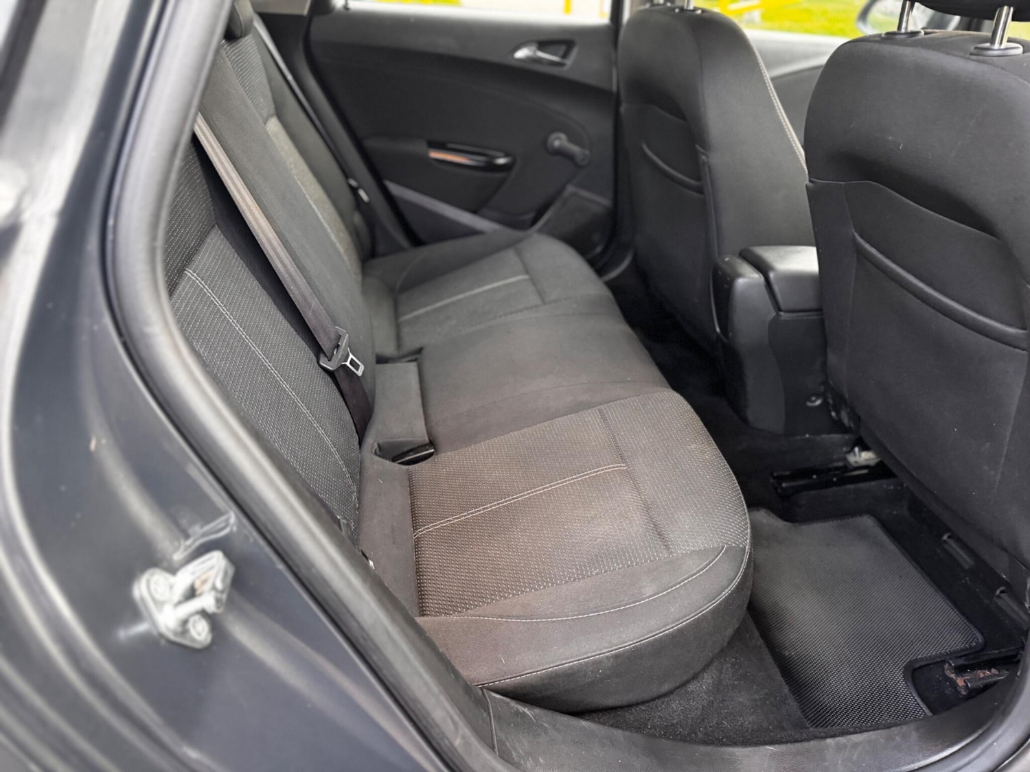 Used Vauxhall Astra 2015 for sale - 77050224: Photo 23