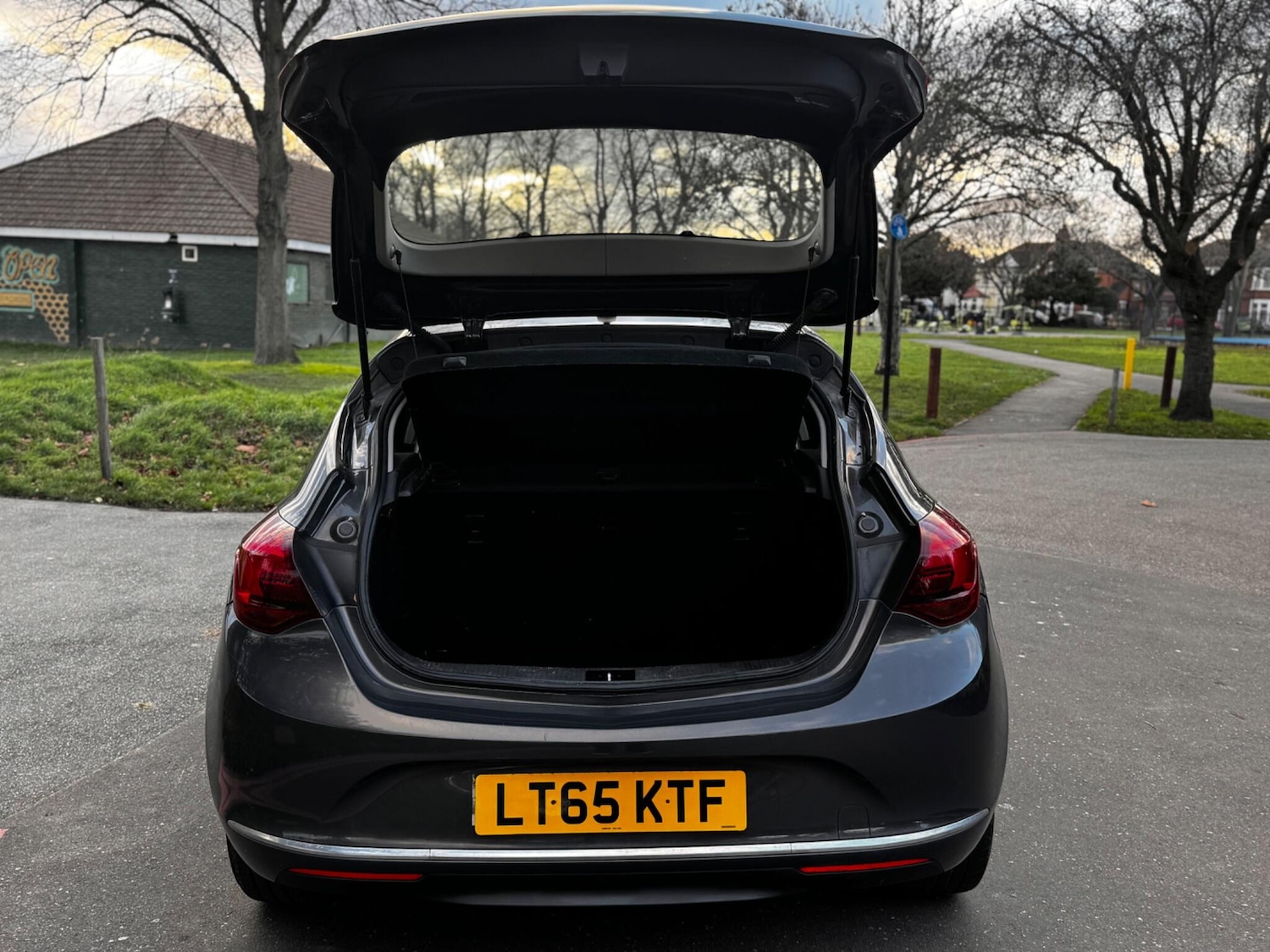 Used Vauxhall Astra 2015 for sale - 77050224: Photo 26