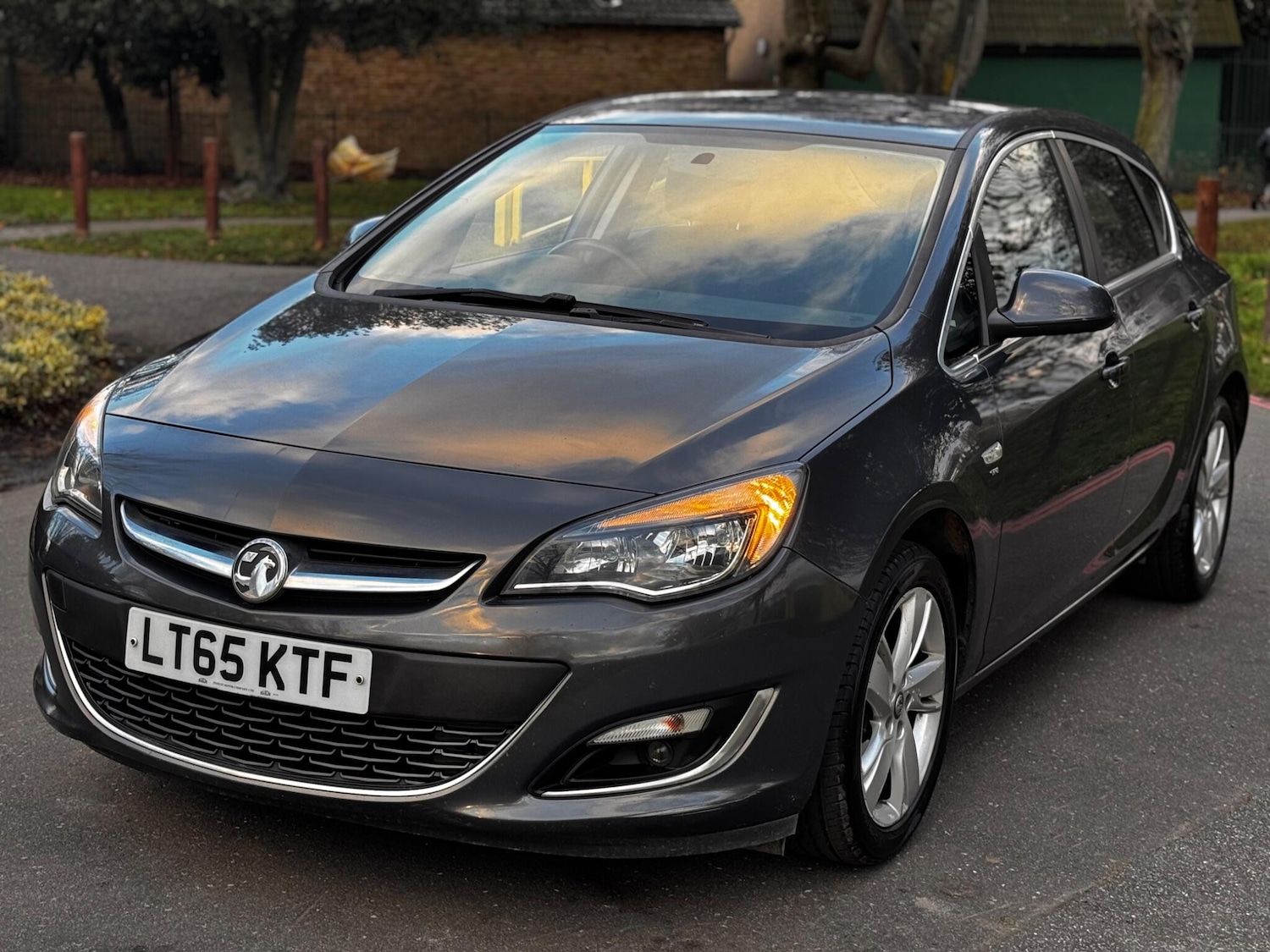 Used Vauxhall Astra 2015 for sale - 77050224: Photo 3