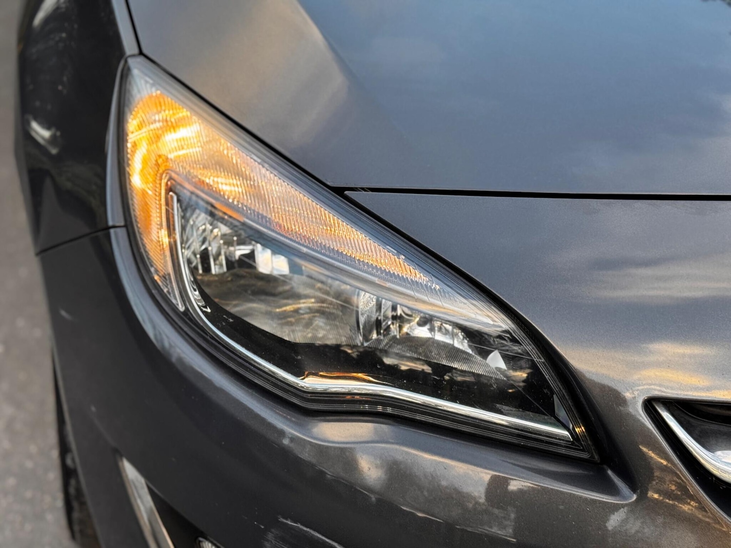 Used Vauxhall Astra 2015 for sale - 77050224: Photo 31