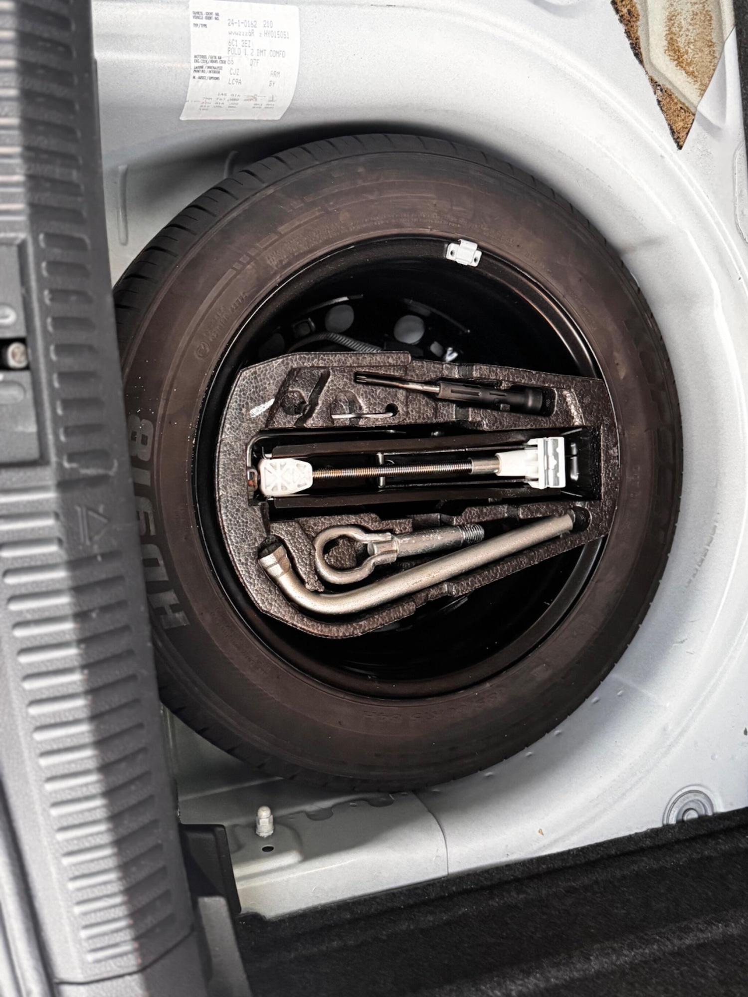 Used Volkswagen Polo 2016 for sale - 76700675: Photo 27