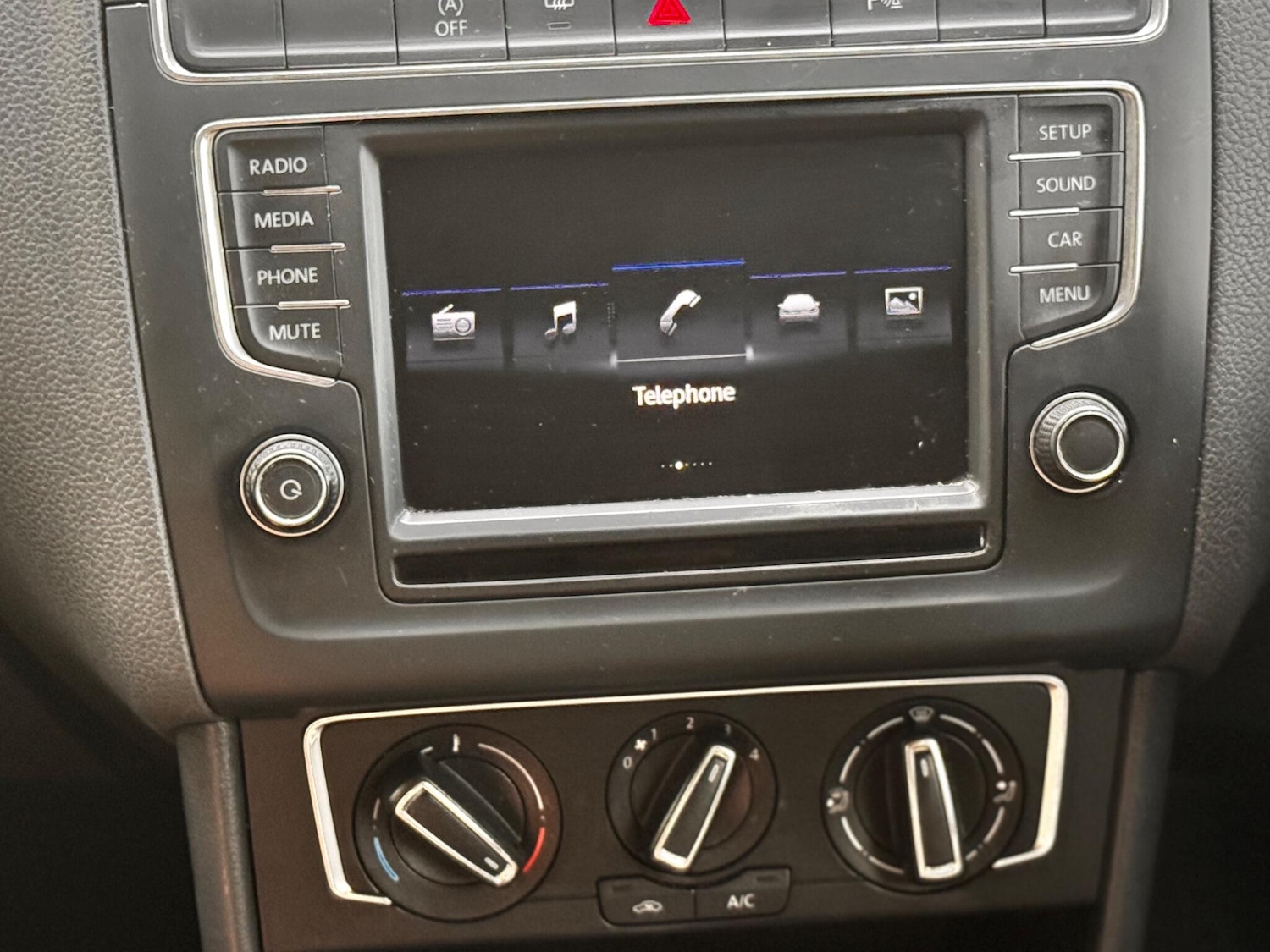 Used Volkswagen Polo 2016 for sale - 76700675: Photo 28