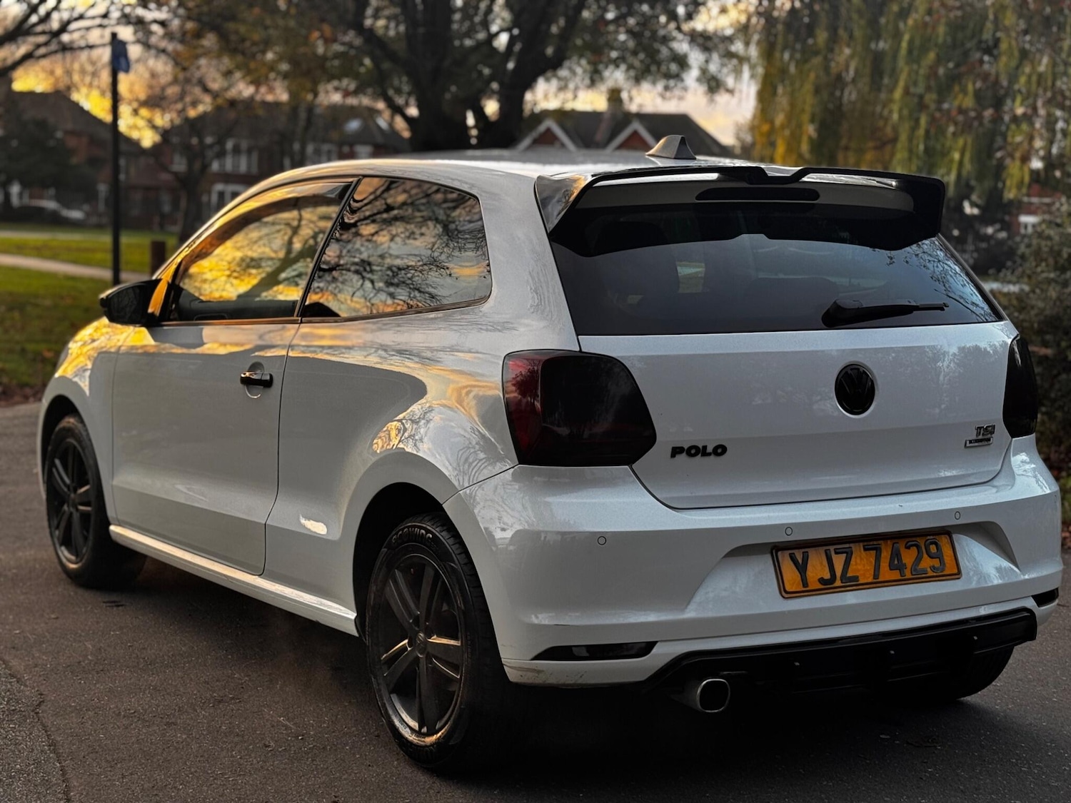 Used Volkswagen Polo 2016 for sale - 76700675: Photo 7