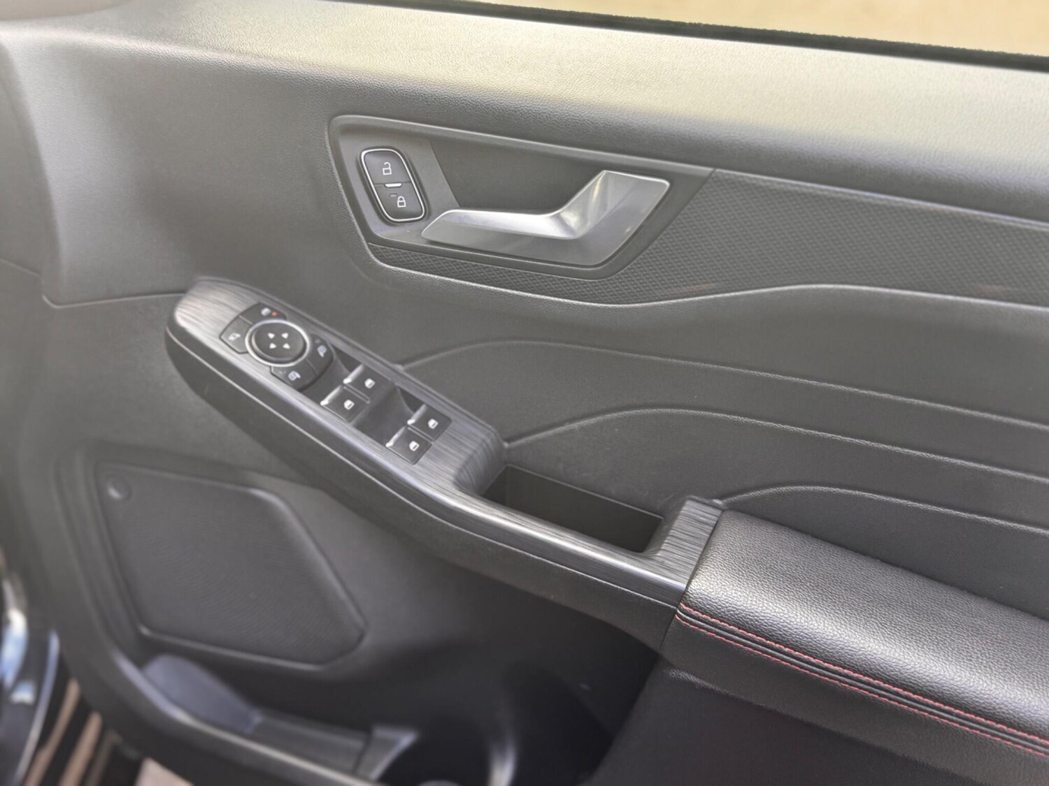 Used Ford Kuga 2022 for sale - 76898626: Photo 25