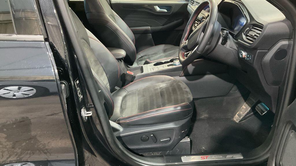 Used Ford Kuga 2022 for sale - 76898626: Photo 9