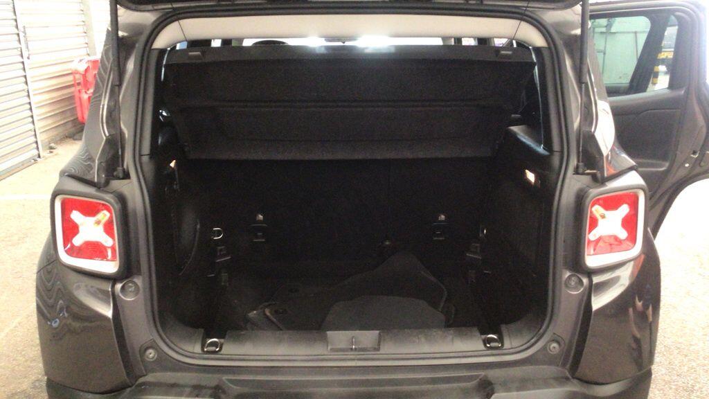 Used Jeep Renegade for sale - 77824857: Photo 7