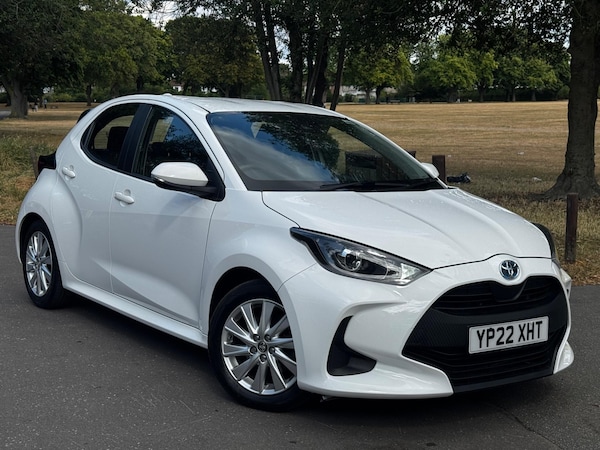 Used Toyota Yaris 2022 for sale - 75139651: Photo 1