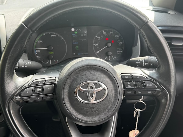 Used Toyota Yaris 2022 for sale - 75139651: Photo 28