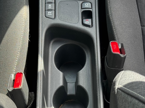 Used Toyota Yaris 2022 for sale - 75139651: Photo 38