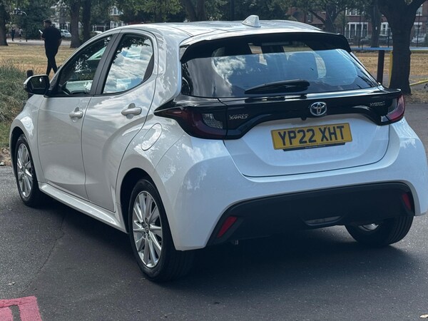 Used Toyota Yaris 2022 for sale - 75139651: Photo 46