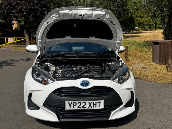 Used Toyota Yaris 2022 for sale - 75139651: Photo 55