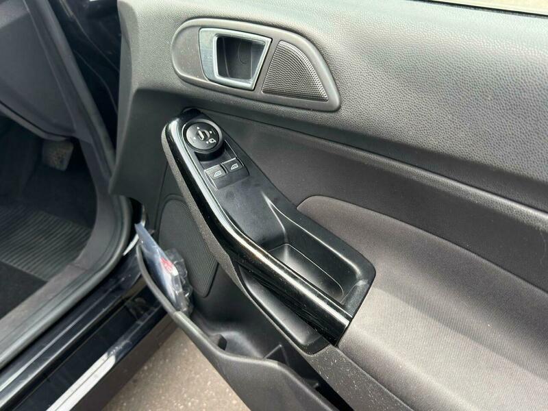 Used Ford Fiesta 2013 for sale - 78184202: Photo 24