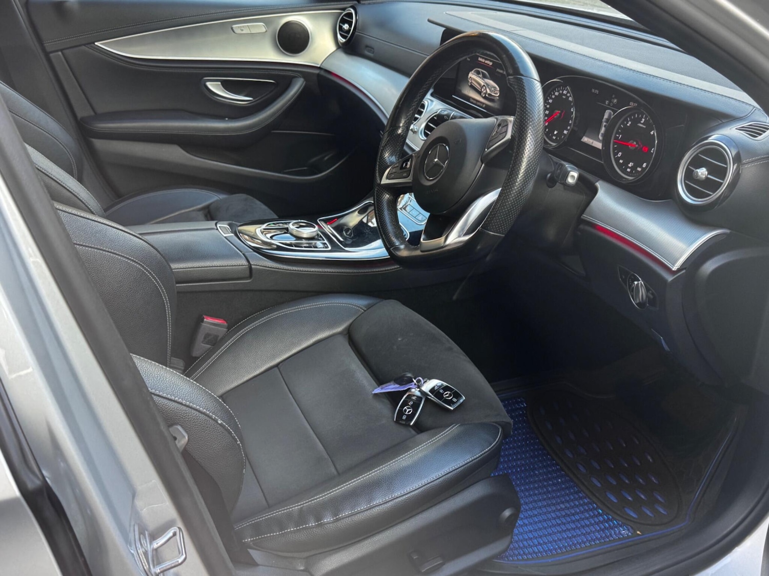 Used Mercedes-Benz E Class 2017 for sale - 76151266: Photo 11