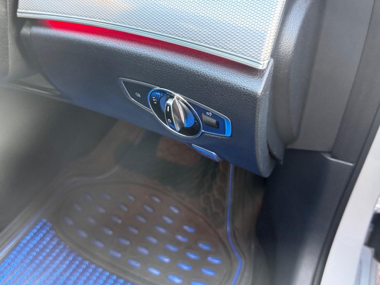 Used Mercedes-Benz E Class 2017 for sale - 76151266: Photo 32