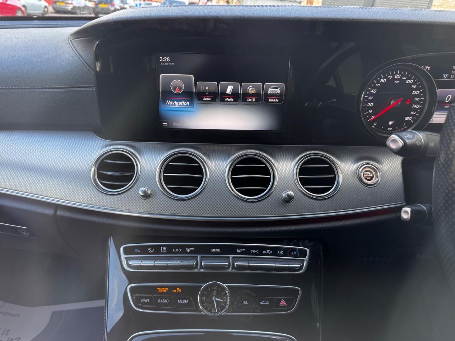 Used Mercedes-Benz E Class 2017 for sale - 76151266: Photo 35