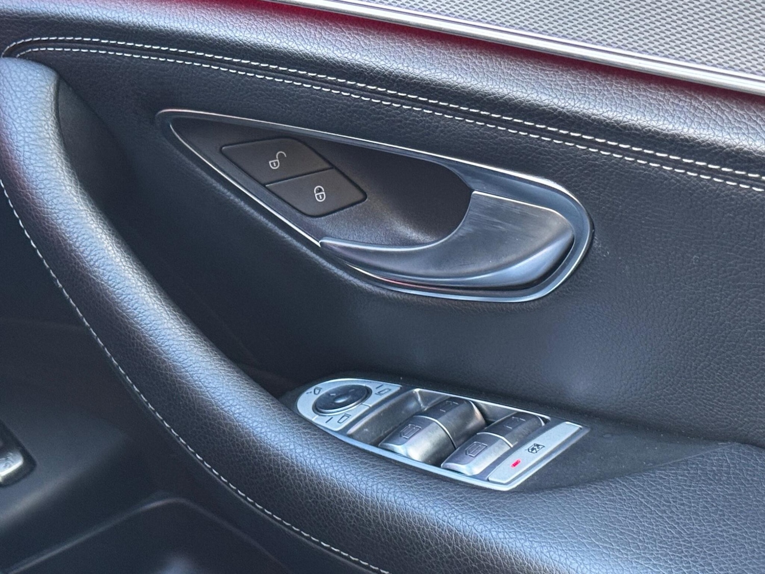 Used Mercedes-Benz E Class 2017 for sale - 76151266: Photo 40