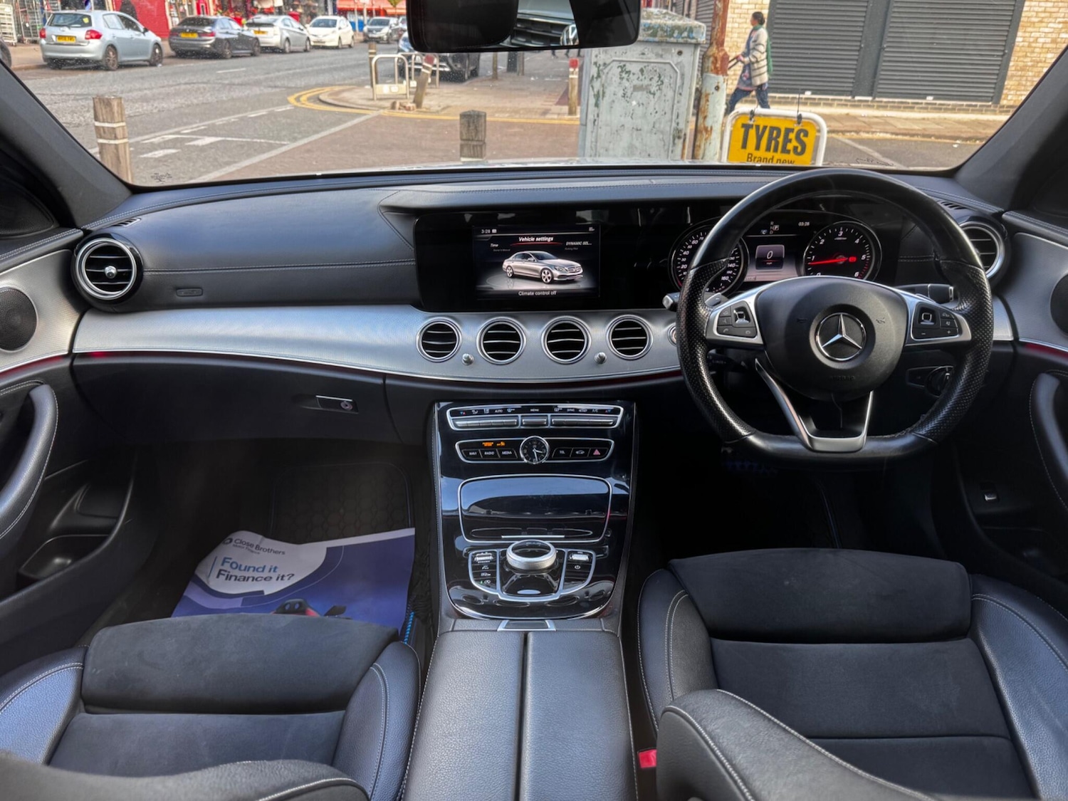 Used Mercedes-Benz E Class 2017 for sale - 76151266: Photo 8