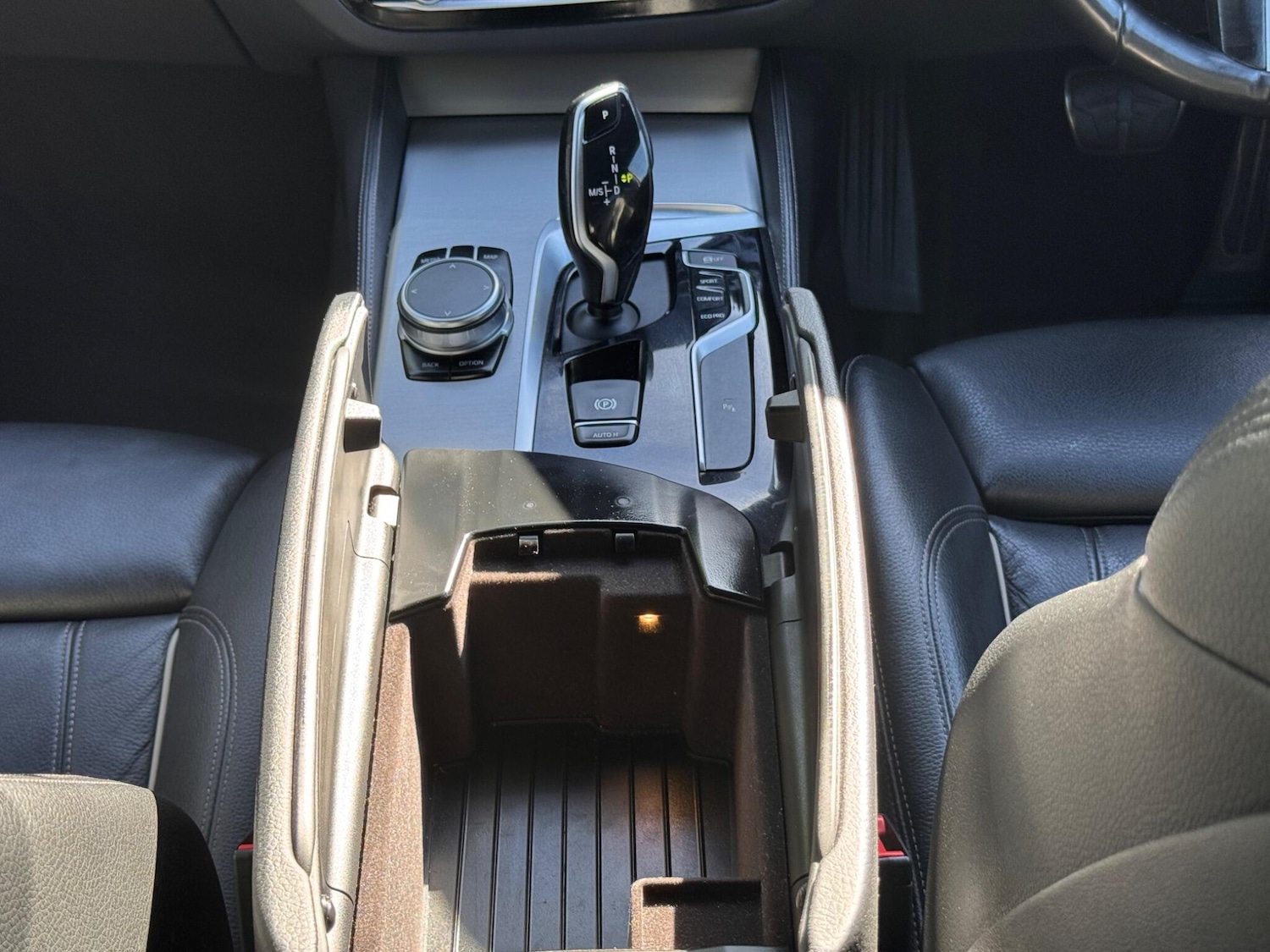 Vehicle 33