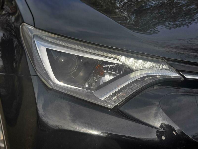 Used Toyota RAV4 2017 for sale - 77537180: Photo 27