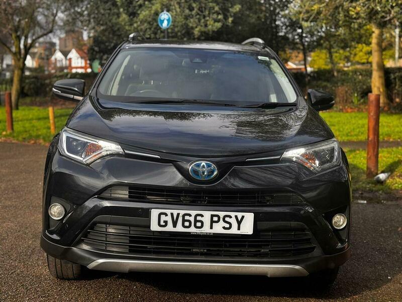 Used Toyota RAV4 2017 for sale - 77537180: Photo 35