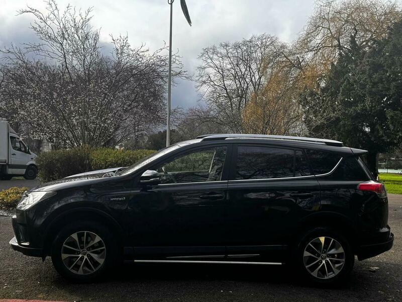 Used Toyota RAV4 2017 for sale - 77537180: Photo 37