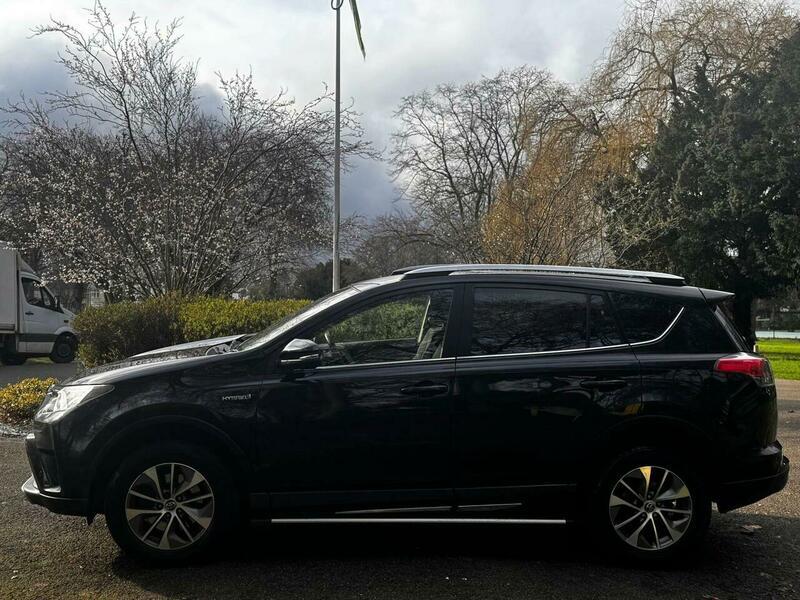 Used Toyota RAV4 2017 for sale - 77537180: Photo 38