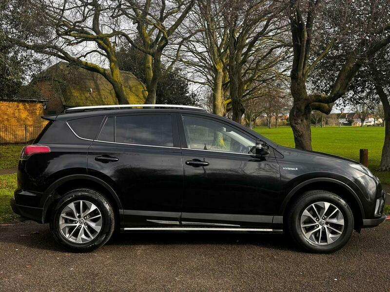 Used Toyota RAV4 2017 for sale - 77537180: Photo 39