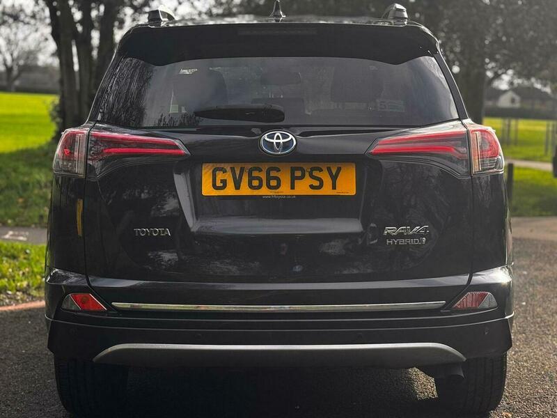 Used Toyota RAV4 2017 for sale - 77537180: Photo 41