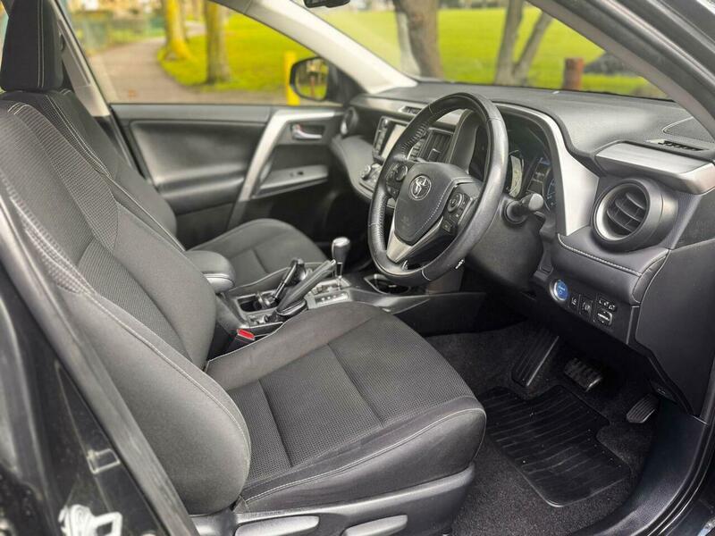 Used Toyota RAV4 2017 for sale - 77537180: Photo 44