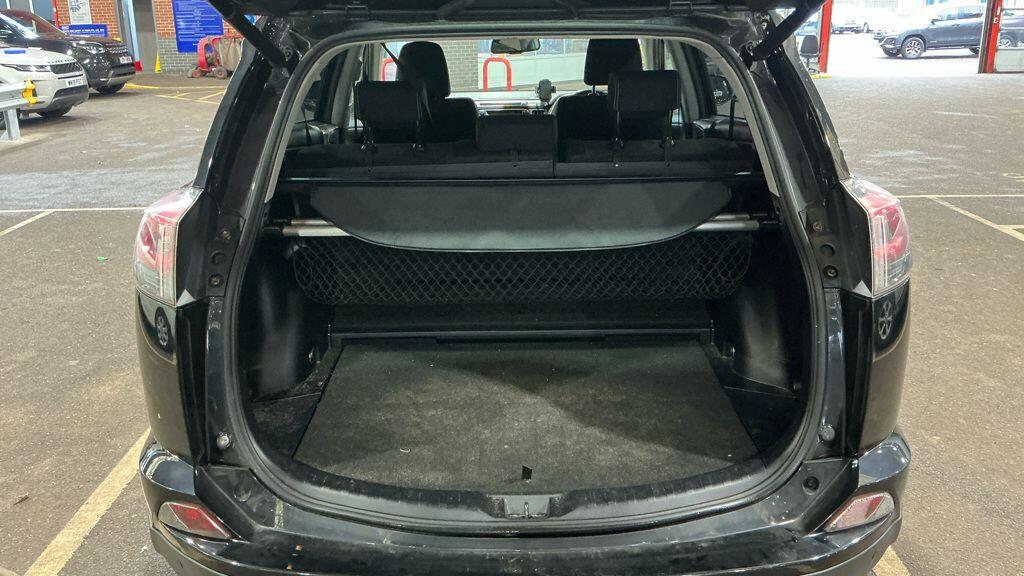 Used Toyota RAV4 for sale - 77537180: Photo 7