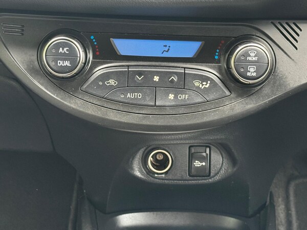 Used Toyota Yaris 2015 for sale - 75414729: Photo 26