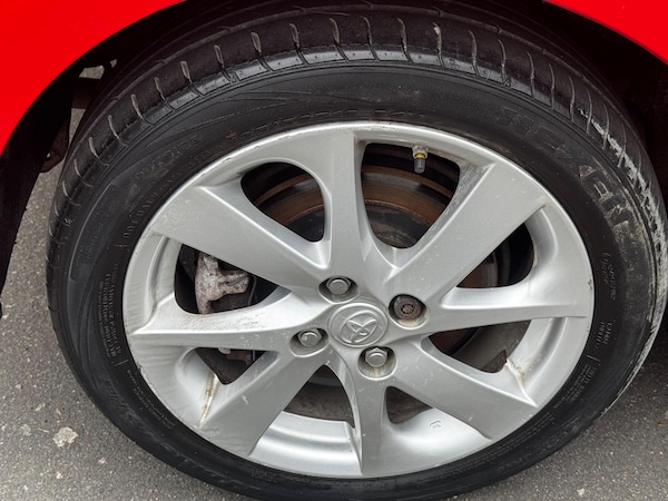 Used Toyota Yaris 2015 for sale - 75414729: Photo 31