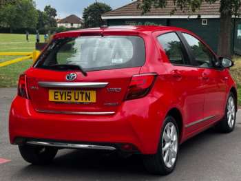 Used Toyota Yaris 2015 for sale - 75414729: Photo