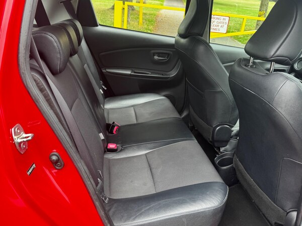 Used Toyota Yaris 2015 for sale - 75414729: Photo 47