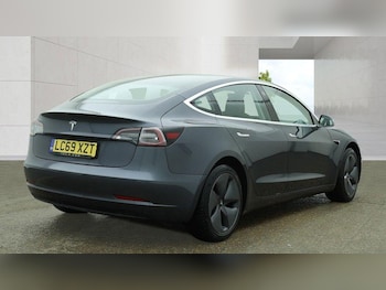 Used Tesla Model 3 2019 for sale - 79094005: Photo