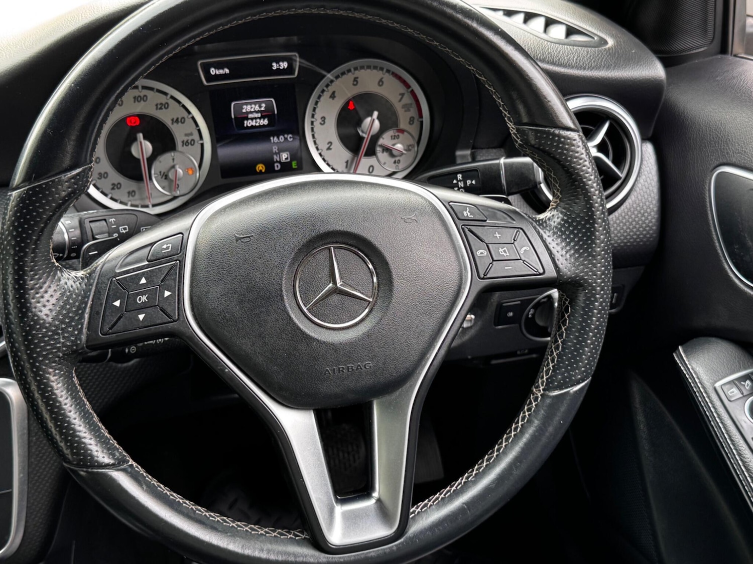 Used Mercedes-Benz A-Class 2015 for sale - 76152379: Photo 21