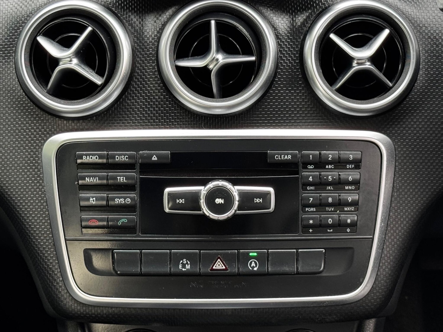 Used Mercedes-Benz A-Class 2015 for sale - 76152379: Photo 24