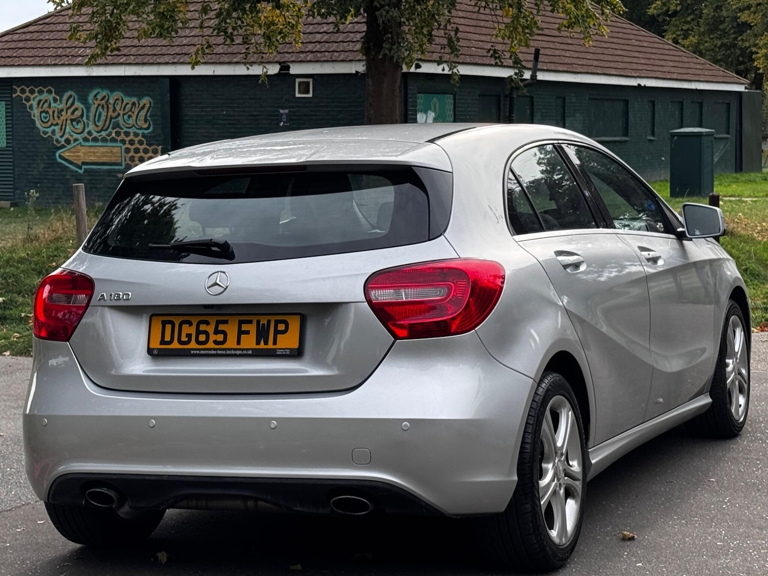 Used Mercedes-Benz A-Class 2015 for sale - 76152379: Photo 3