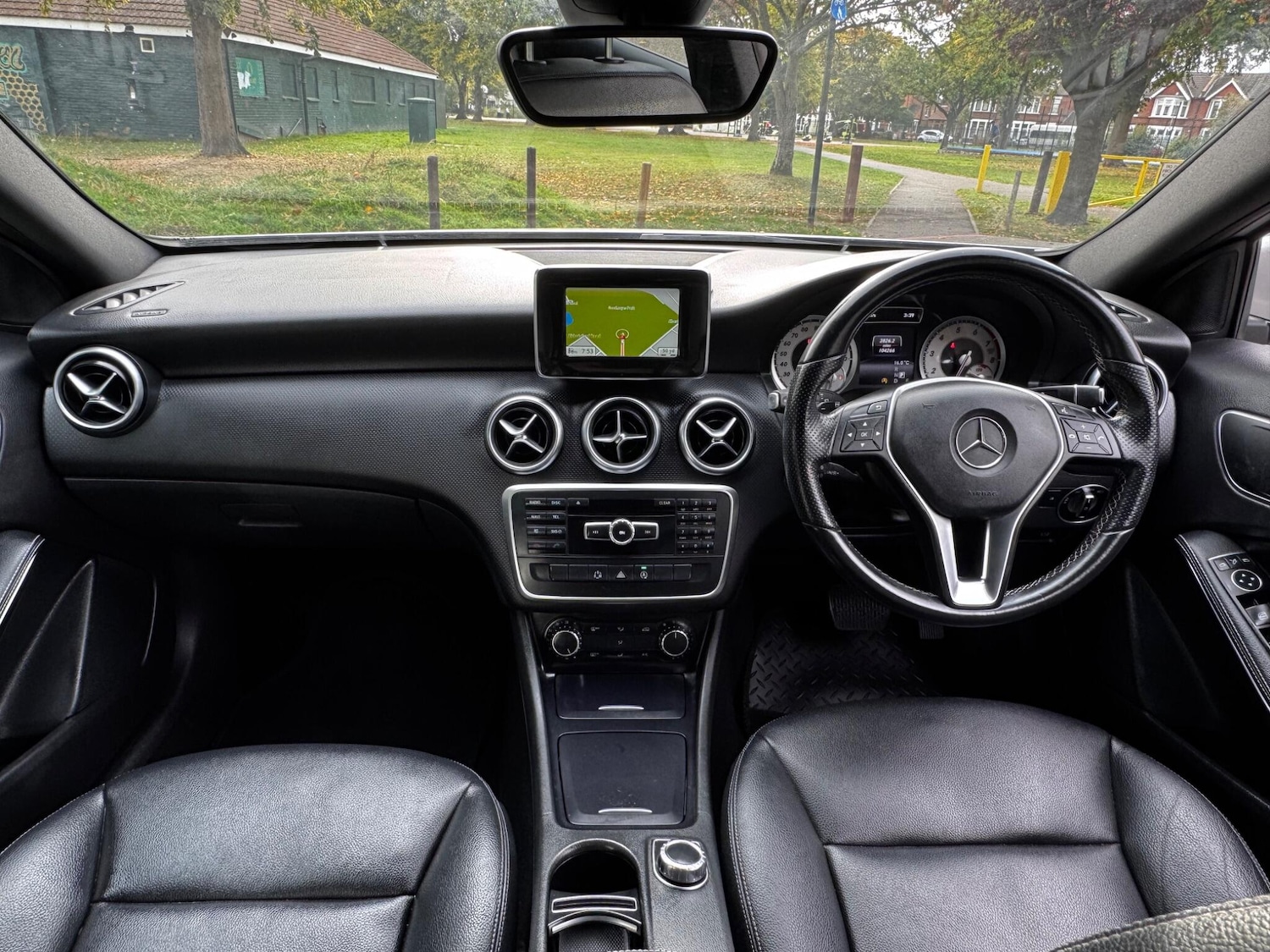 Used Mercedes-Benz A-Class 2015 for sale - 76152379: Photo 42