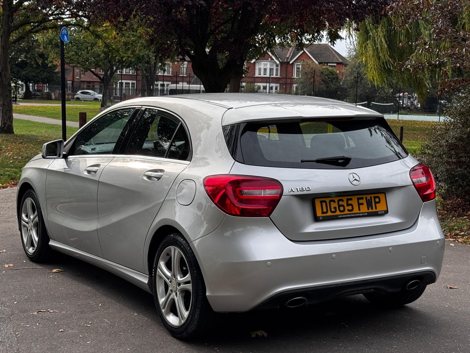 Used Mercedes-Benz A-Class 2015 for sale - 76152379: Photo 5
