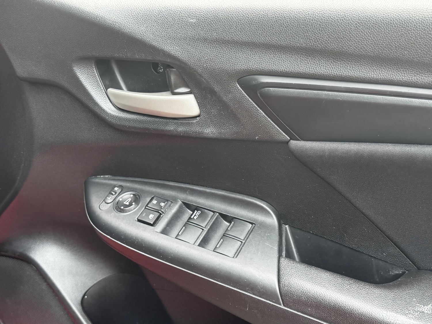 Used Honda Jazz 2019 for sale - 76988903: Photo 10