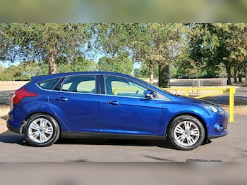 Used Ford Focus 2013 for sale - 79361398: Photo