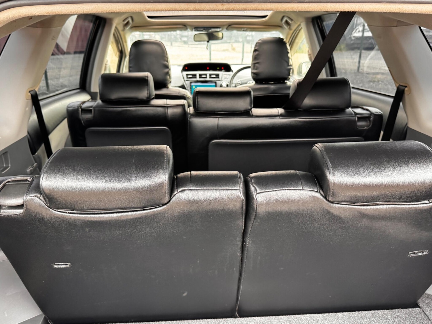 Used Toyota Prius 2024 for sale - 76995648: Photo 30