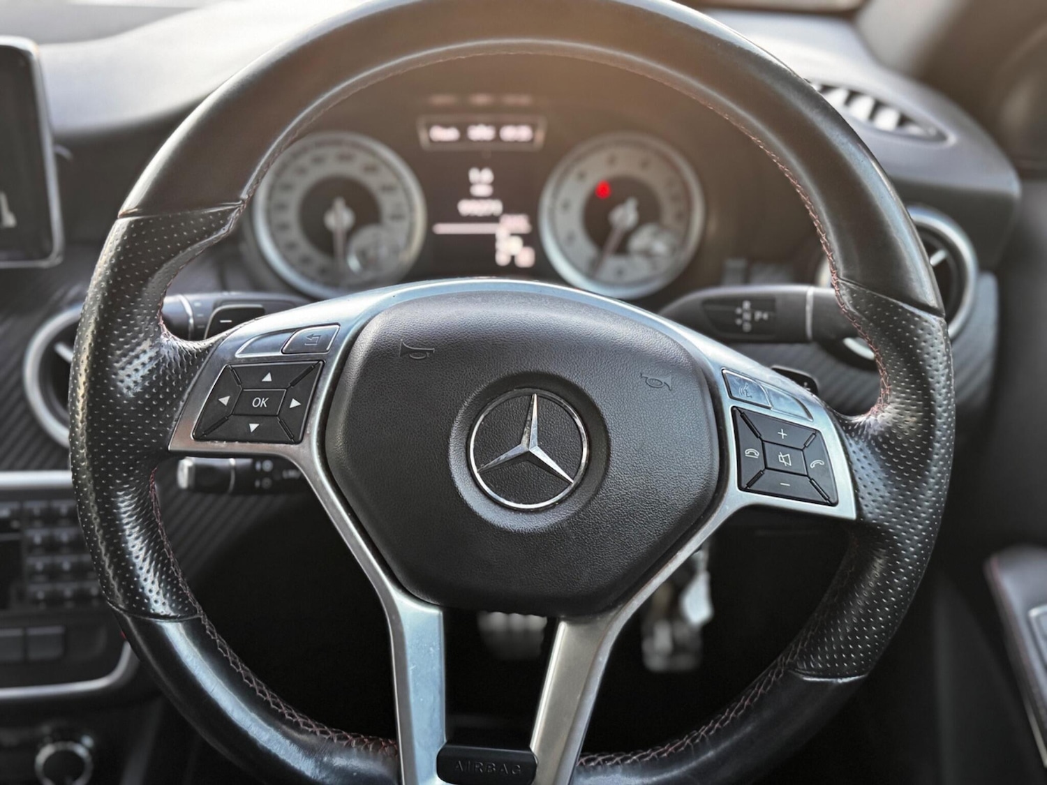 Used Mercedes-Benz A-Class 2013 for sale - 76666889: Photo 36