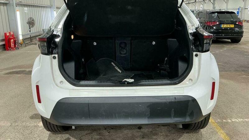 Used Toyota Yaris Cross 2023 for sale - 77793609: Photo 11