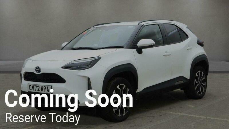 Used Toyota Yaris Cross 2023 for sale - 77793609: Photo 2